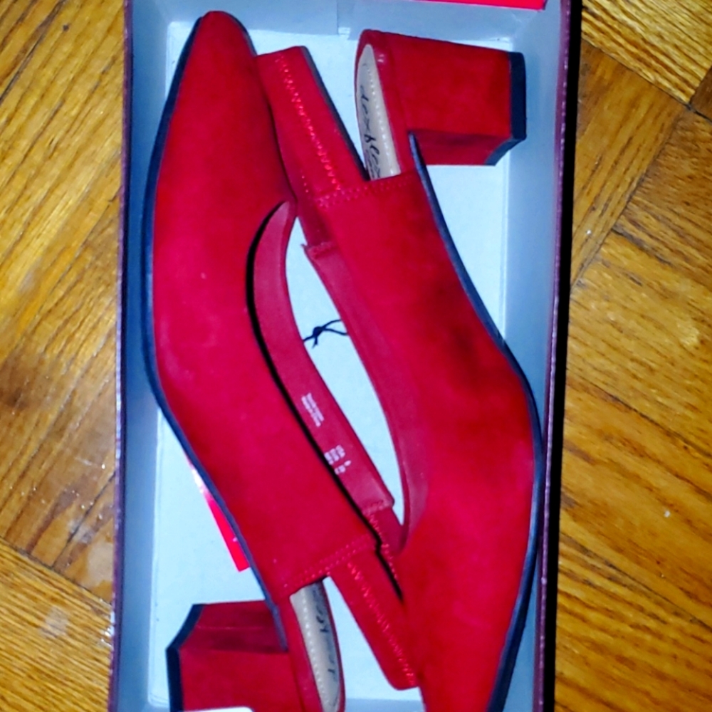 Red shoes